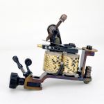 Hand Made Saber DAMASCUS TATTOO Machine with Needle Tensioner - Shader